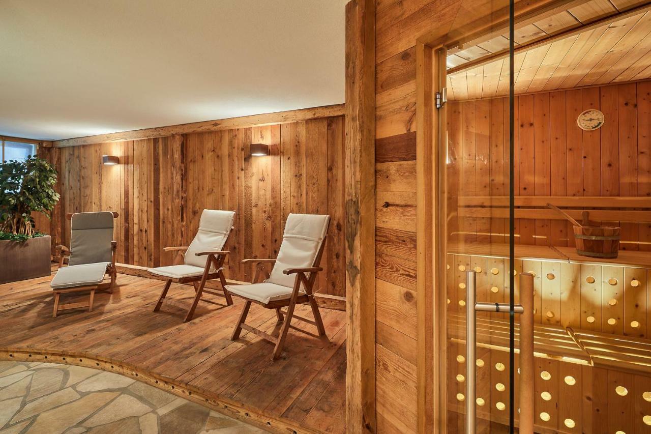 Les Contrades Aparthotel La Villa  Exteriör bild