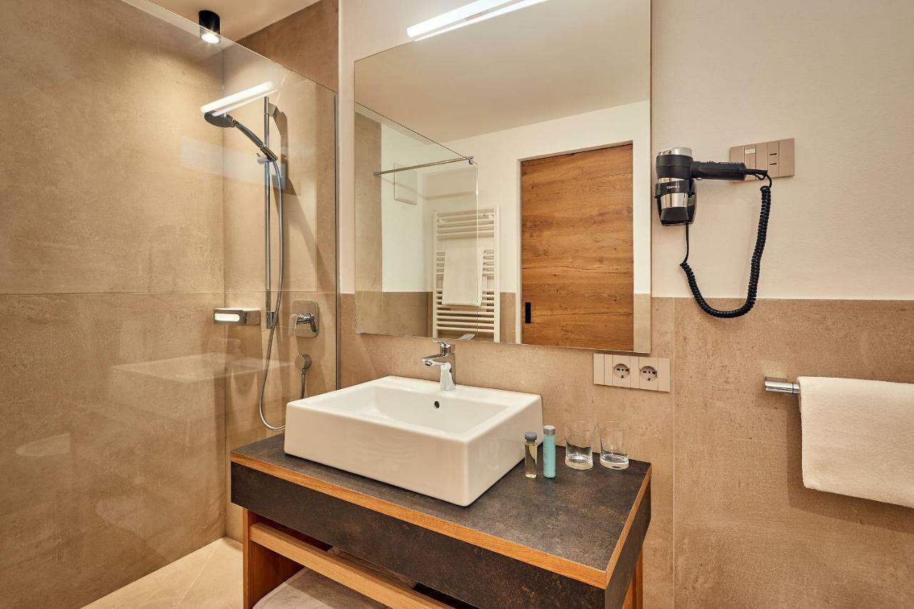 Les Contrades Aparthotel La Villa  Exteriör bild