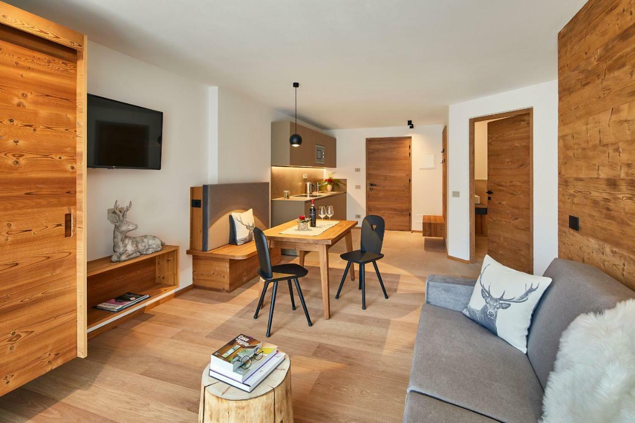 Les Contrades Aparthotel La Villa  Exteriör bild