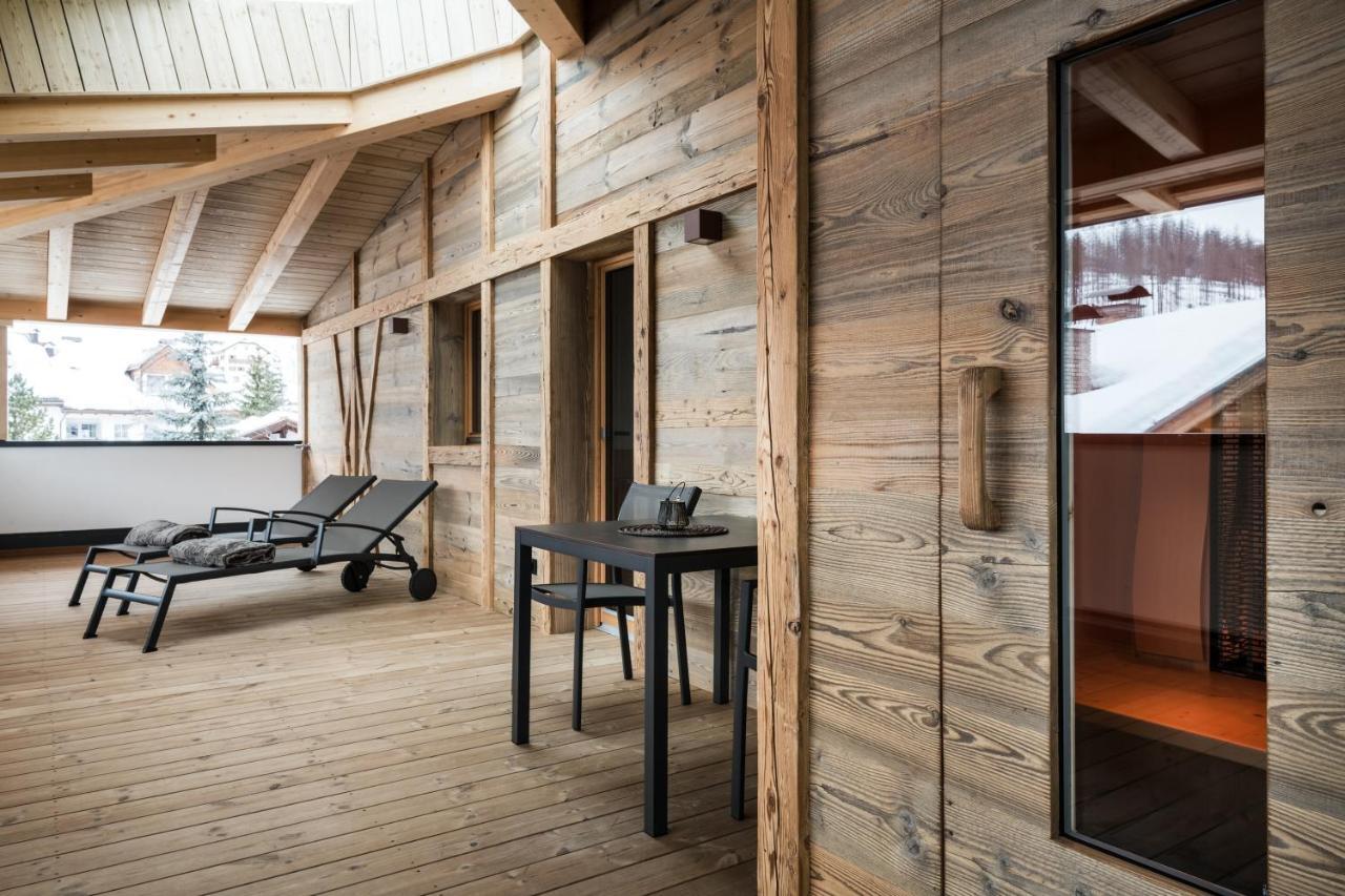 Les Contrades Aparthotel La Villa  Exteriör bild